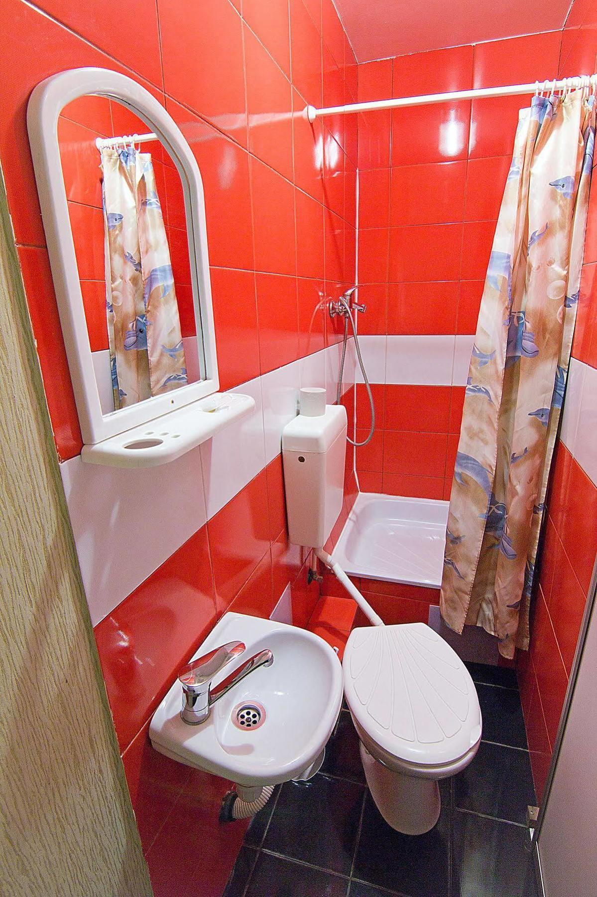 Tokyo Star Economy Hotel Odessa Exteriör bild
